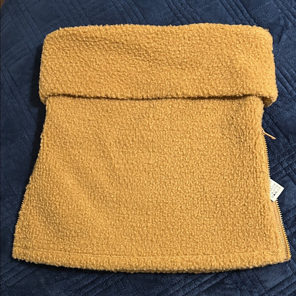 Zara Tan Sherpa Tube Top